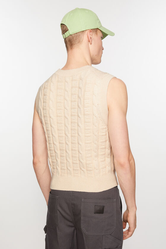 (image for) Exquisite Workmanship Cable wool sleeveless jumper